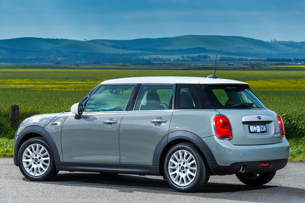 MINI Hatch F56 One First