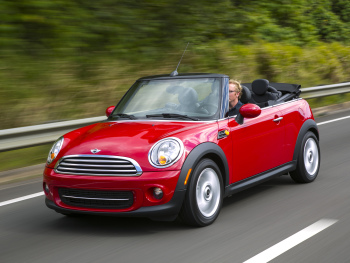 R57 Cooper (2008-2010)