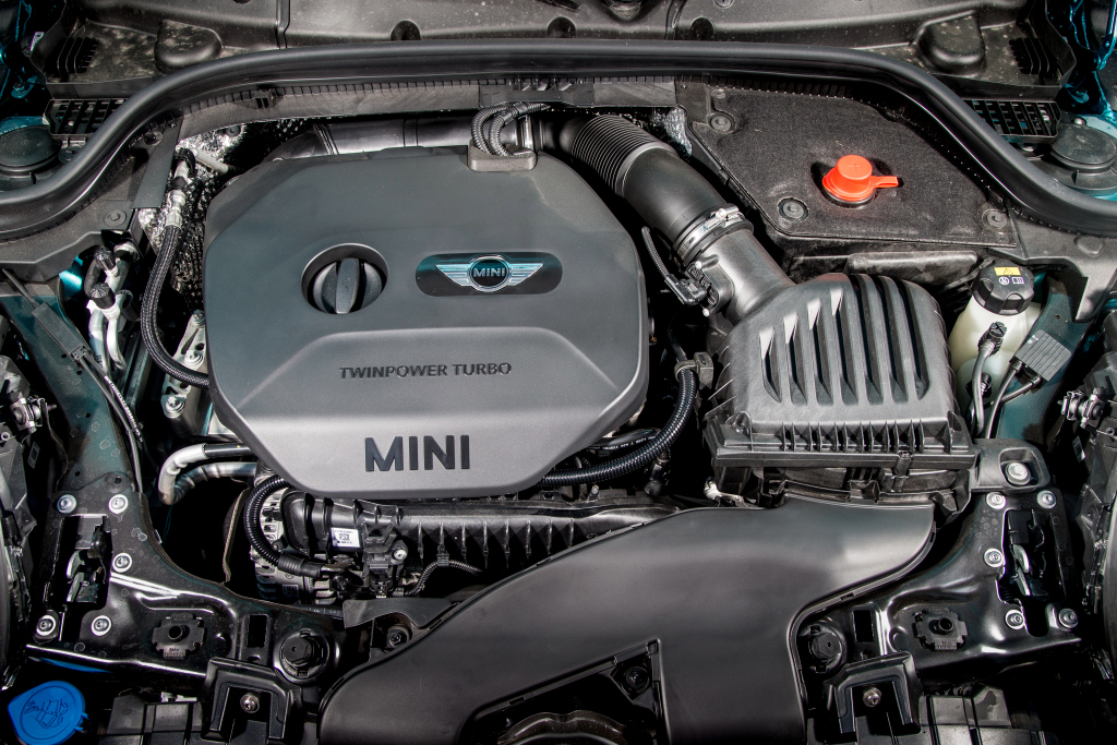 MINI Cabrio F57 Cooper 