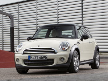 R55 One Рестайлинг (2010-2014)