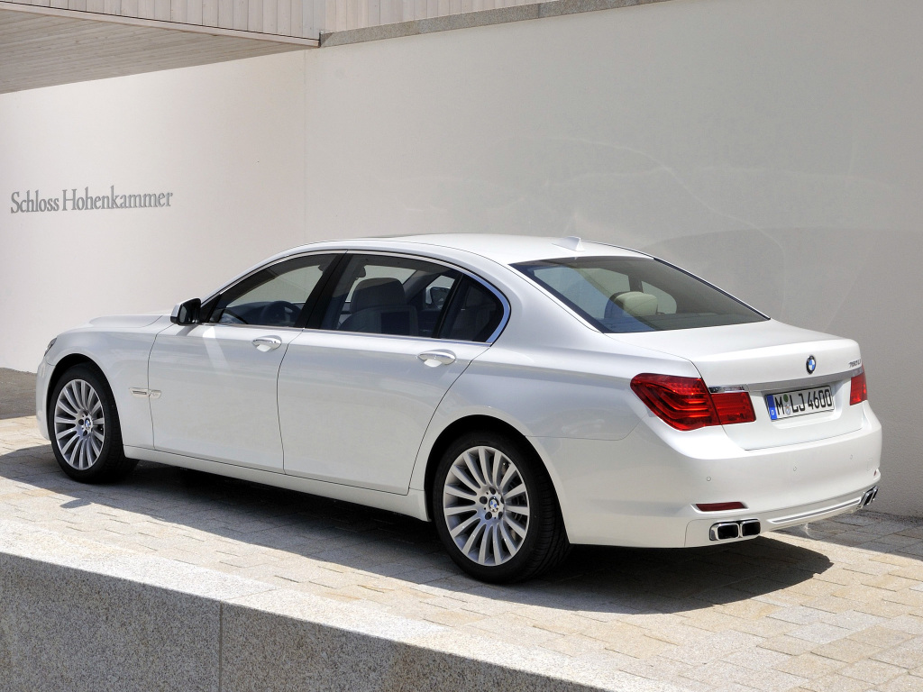 BMW 7 серия F01, F02 (2008-2012)