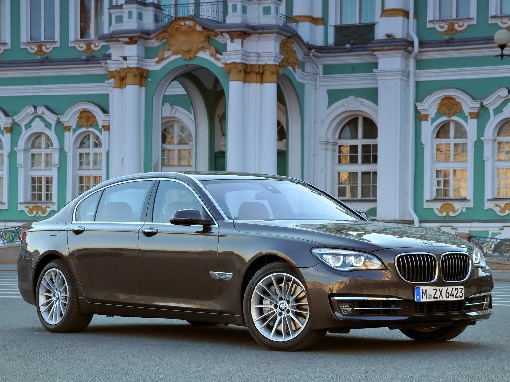 BMW 7 серия F01, F02 Рестайлинг (2012-2015)