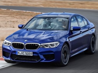 M5 F90