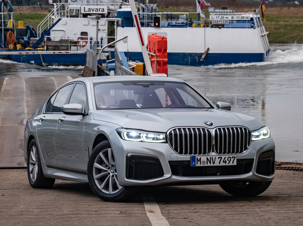 BMW 7 серия G11 рестайлинг