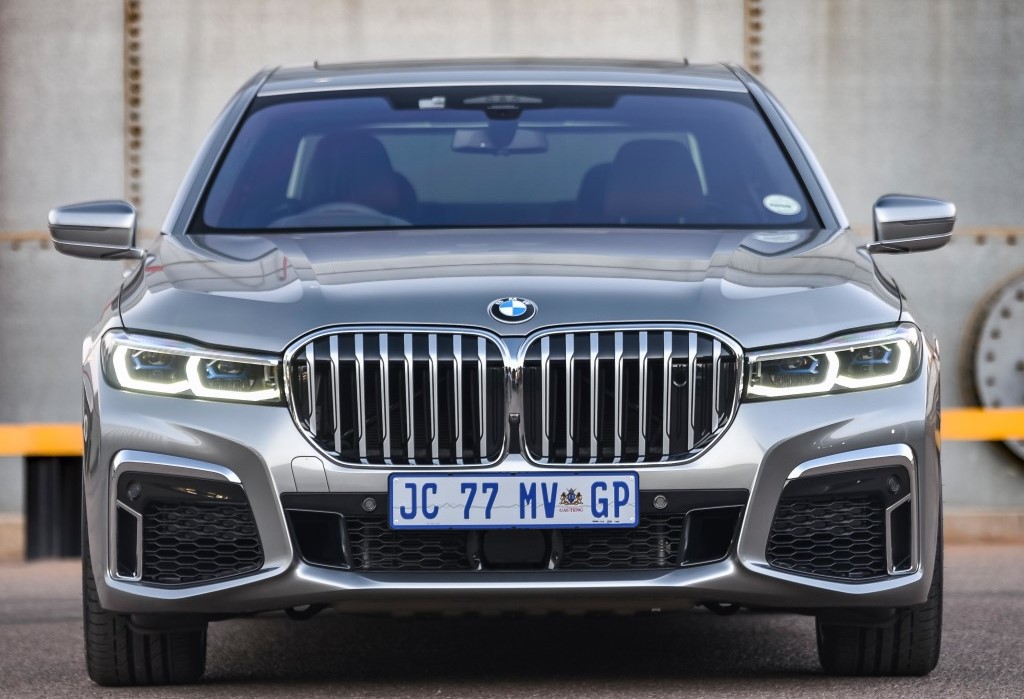 BMW 7 серия G12 рестайлинг
