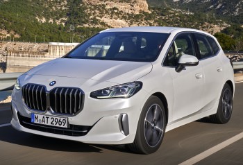 U06 Active Tourer (2022-2022)