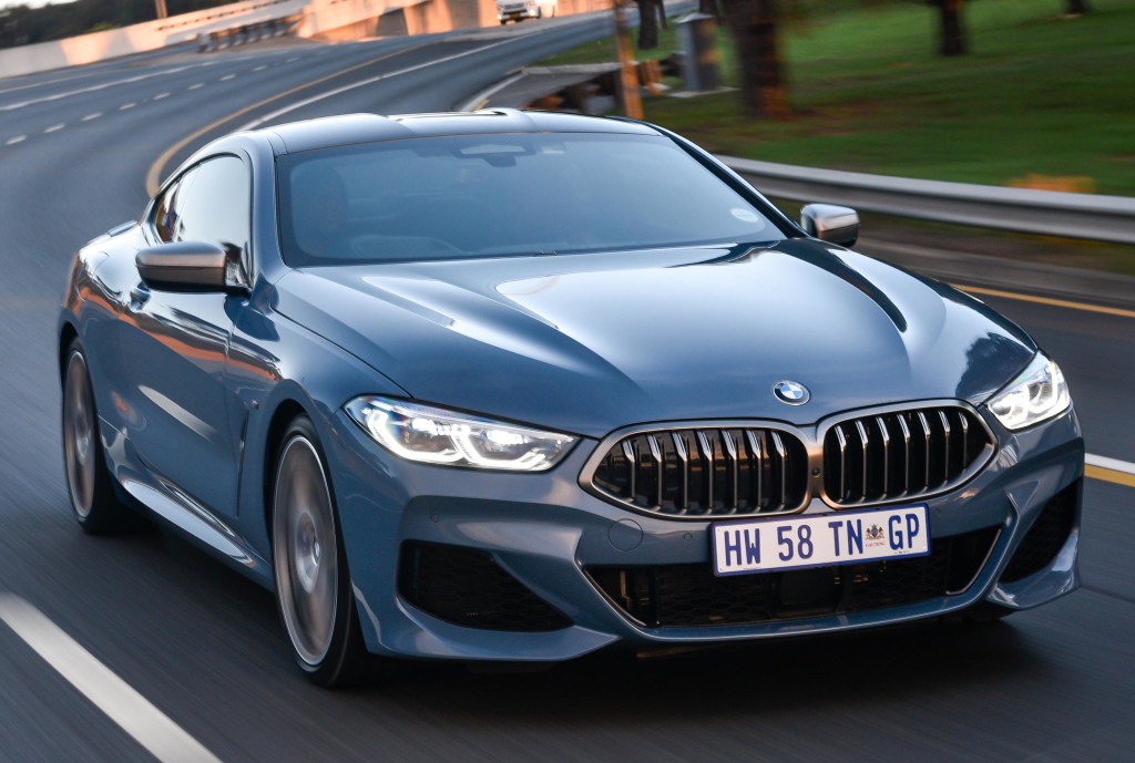 BMW 8 серия G15