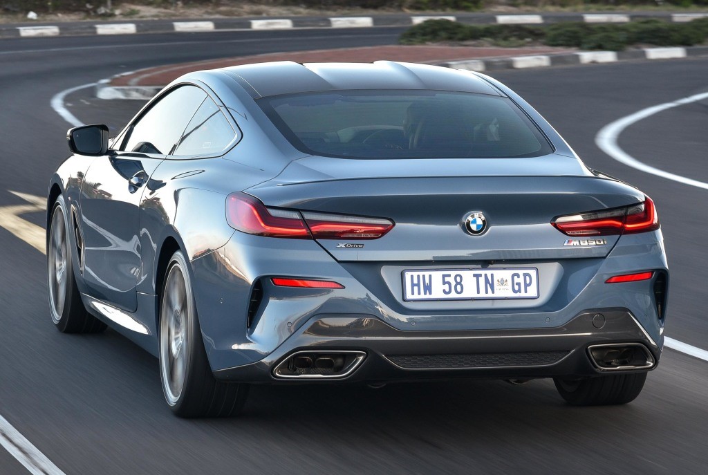BMW 8 серия G15