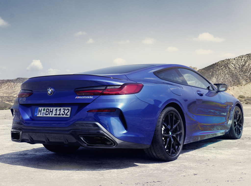 BMW 8 серия G15 рестайлинг